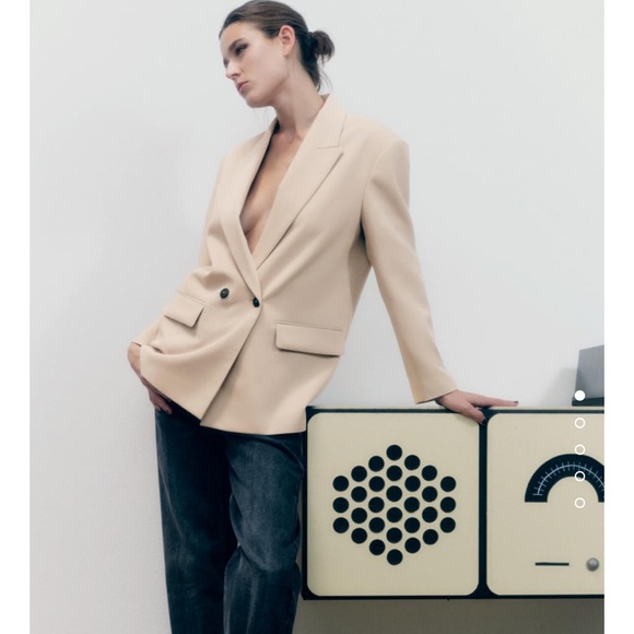 Zara Jackets & Blazers - Zara Oversized Blazer